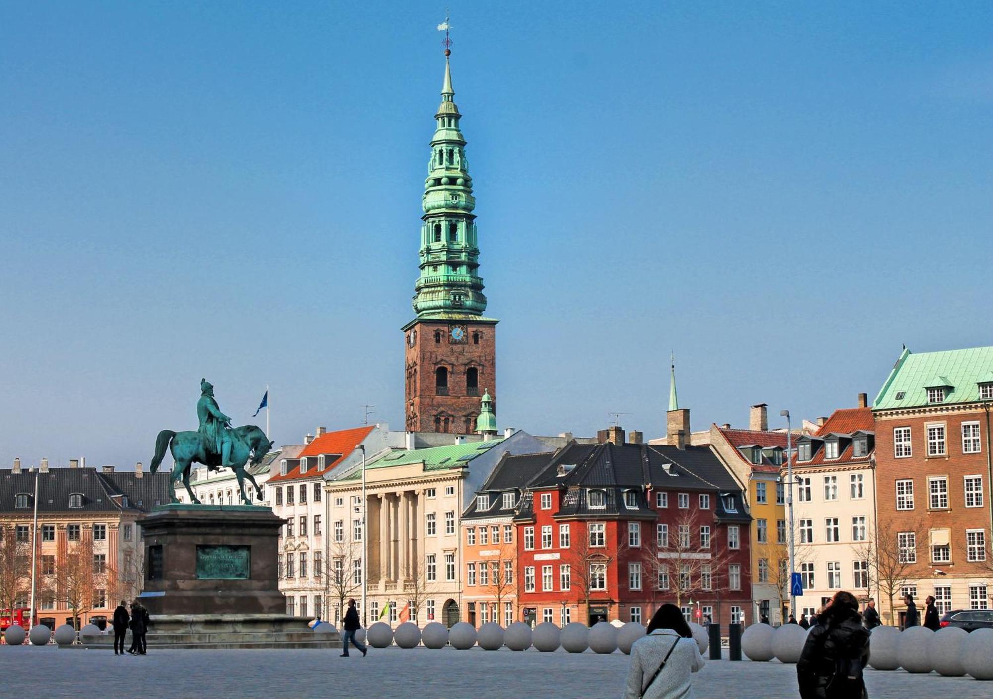 Apartment Spacious 3 Bedroom In Peaceful Area Kopenhagen